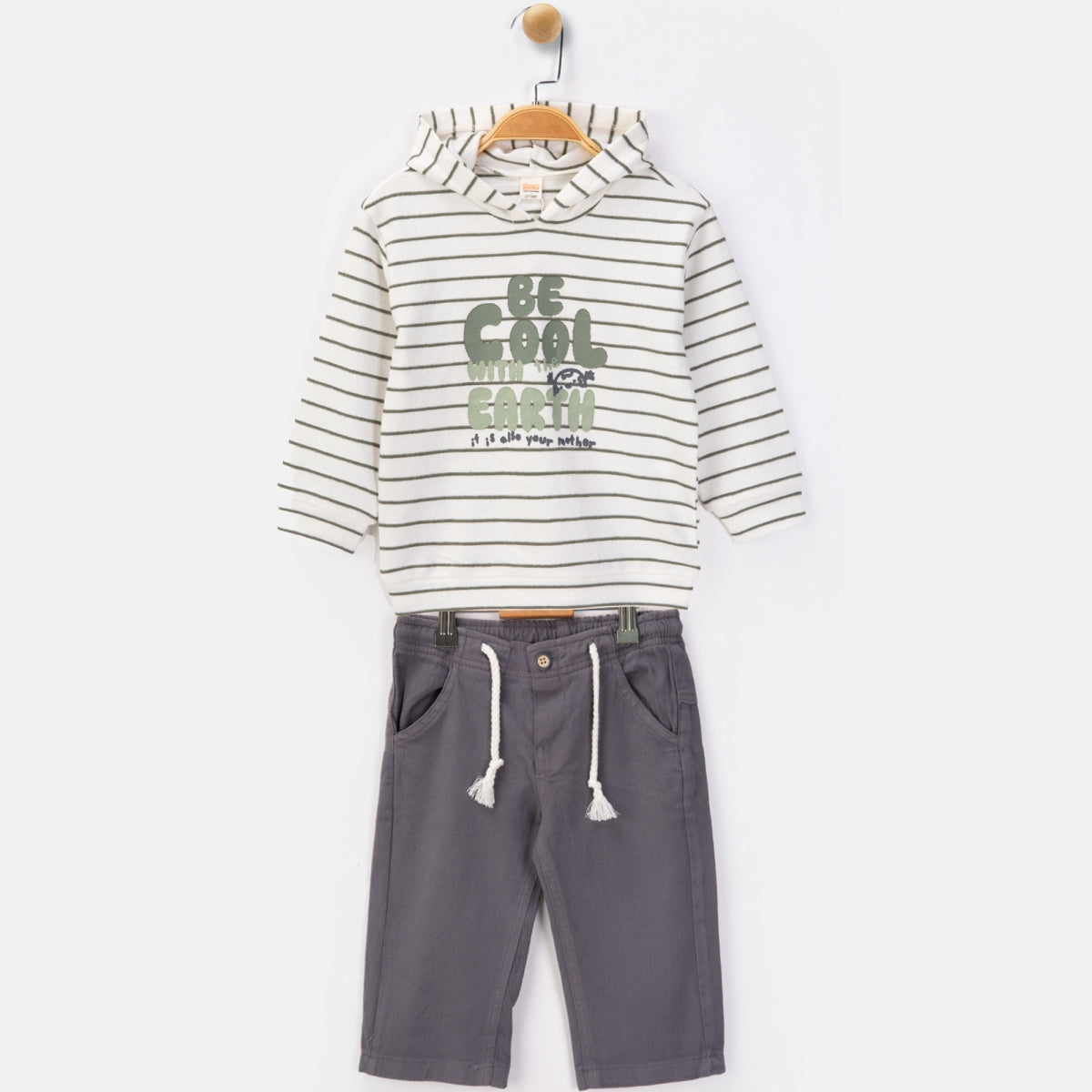 2 Делен комплет блуза и фармерки Be Cool