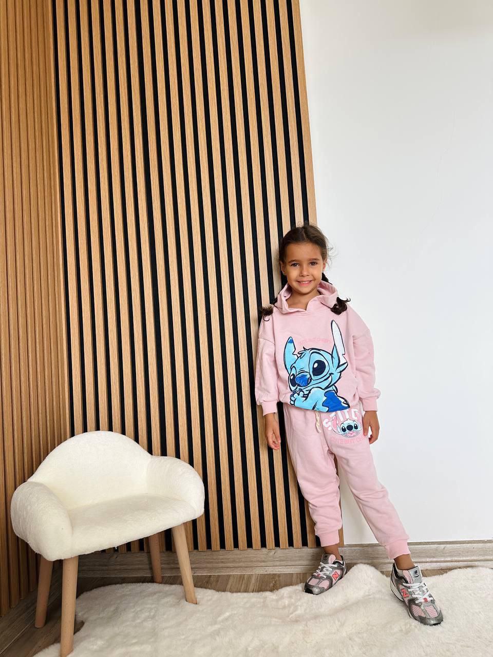 2 Делни тренерки Стич