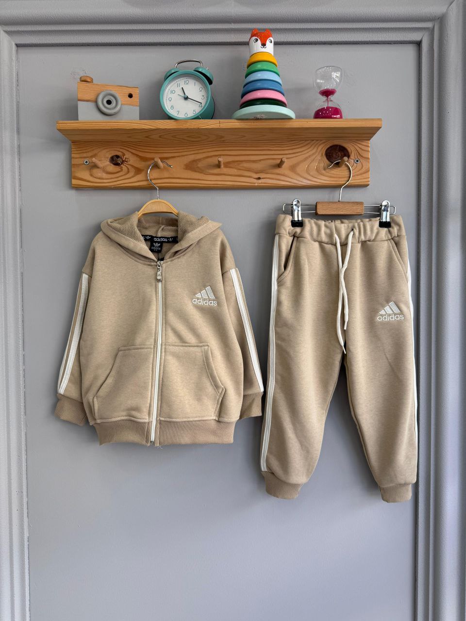 2 Делен комплет тренерки со патент А