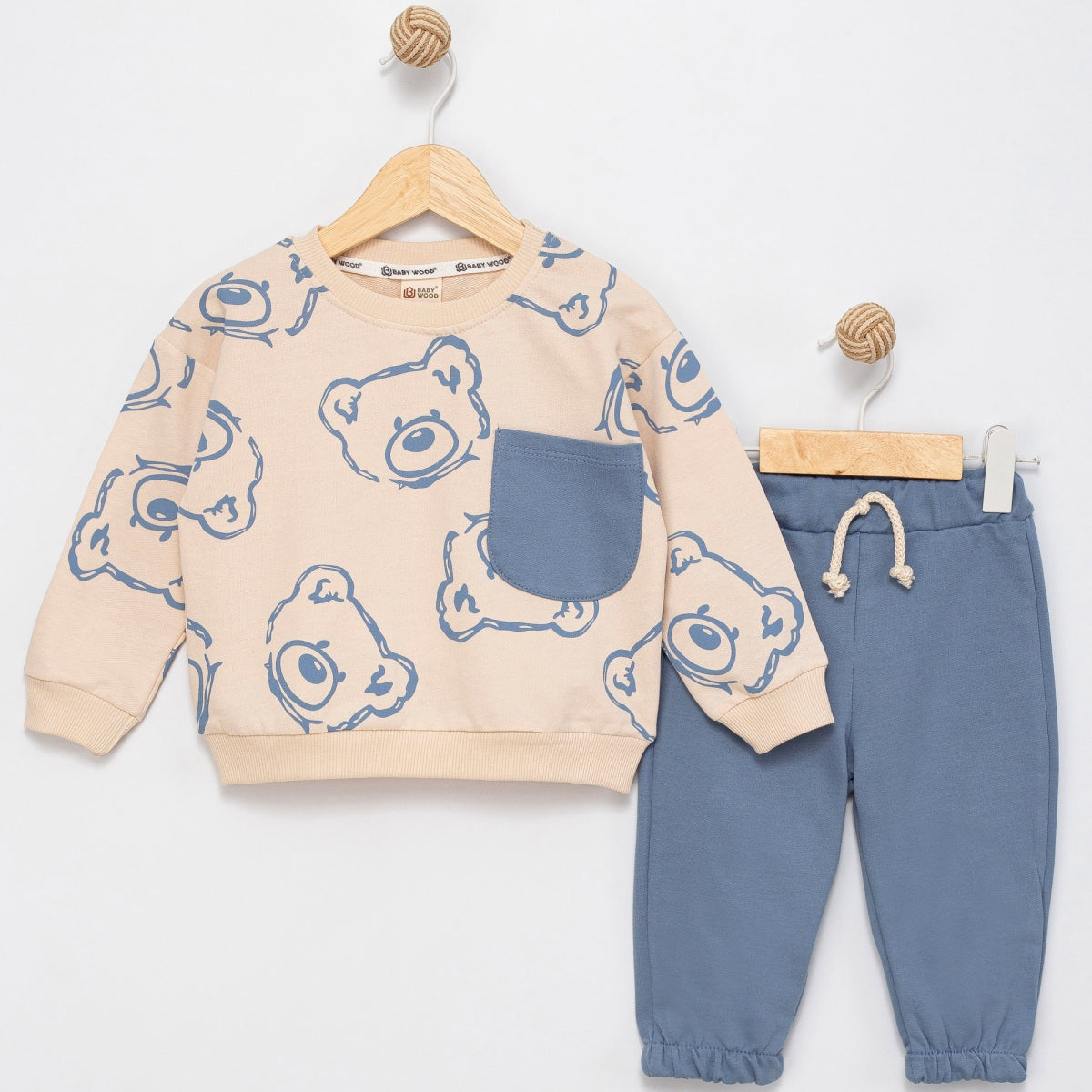 2 Делен комплет тренерки мече