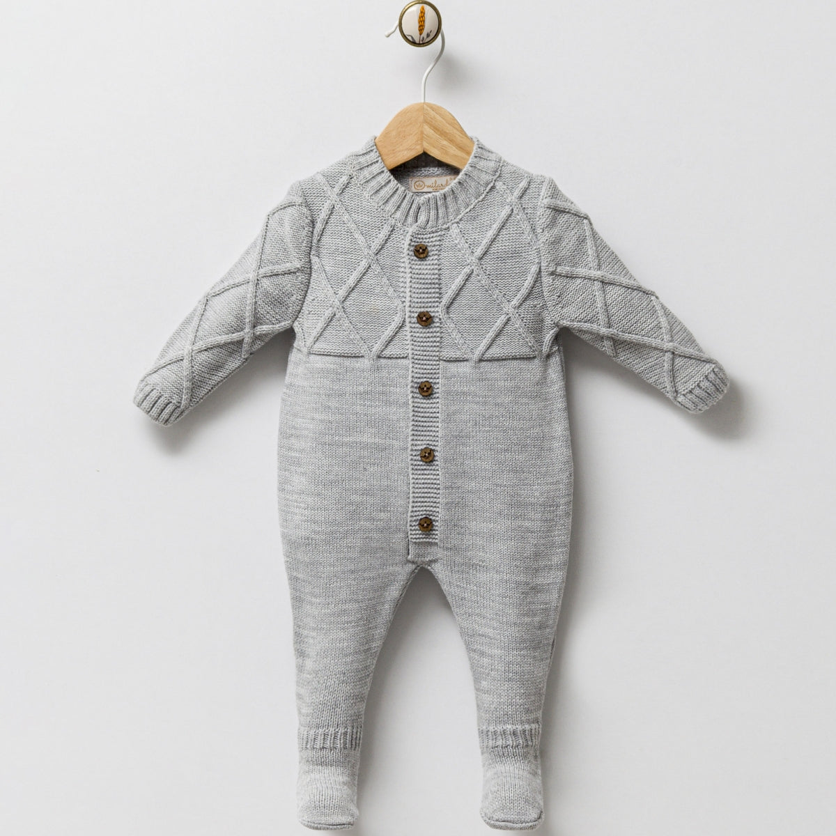 Плетени шпикозни со петличиња