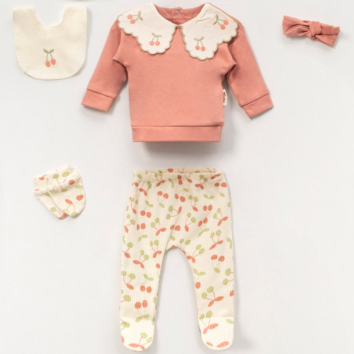 5 Делен комплет со цреши