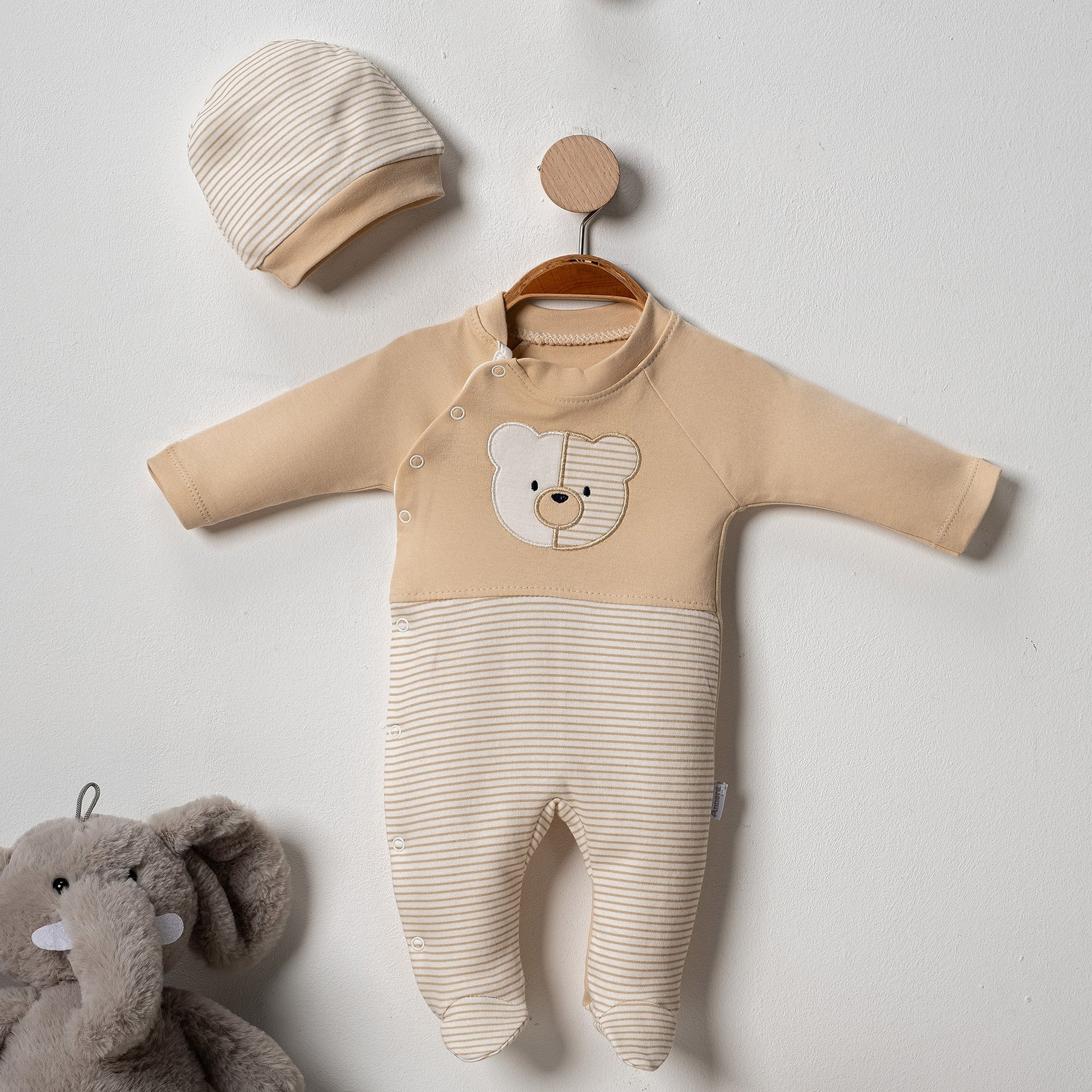 Шпикозни со капче и слатко мече