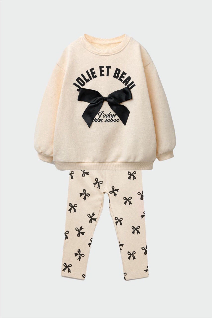 2 Делен комплет со декоративна панделка