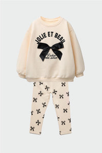 2 Делен комплет со декоративна панделка