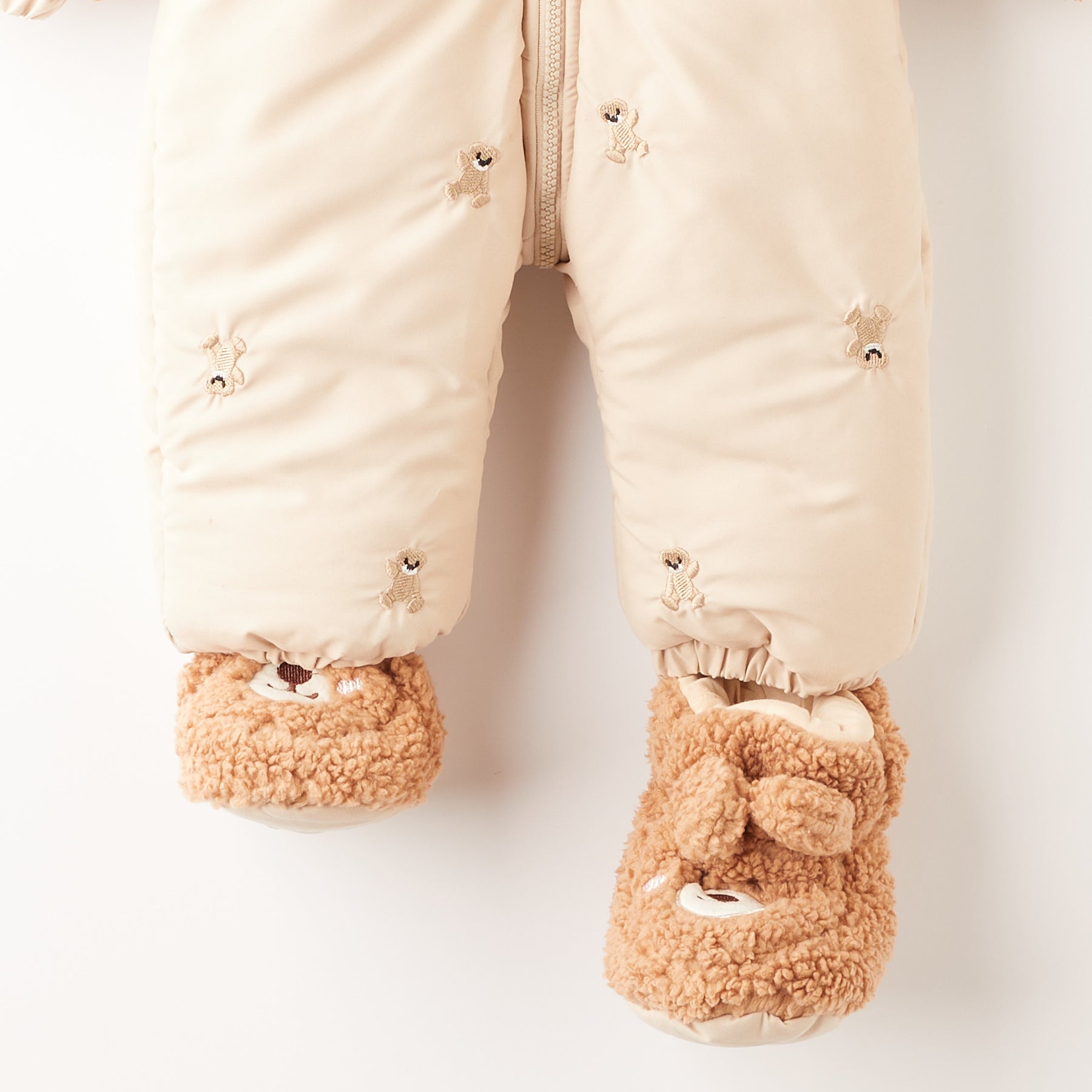 Скафандер со Ушиња Bear