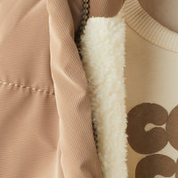 3 Делен комплет блуза, елече и панталони со линии