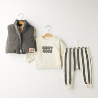 3 Делен комплет блуза, елече и панталони со линии