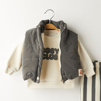 3 Делен комплет блуза, елече и панталони со линии