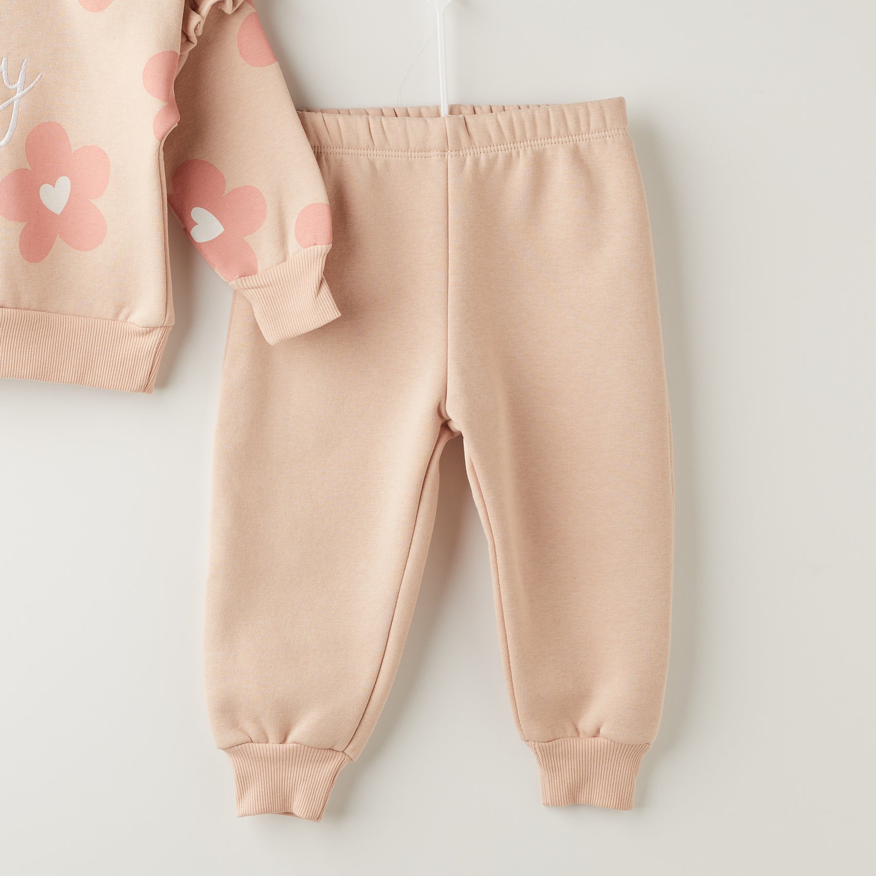 2 Делен комплет тренерки со цвеќиња Happy