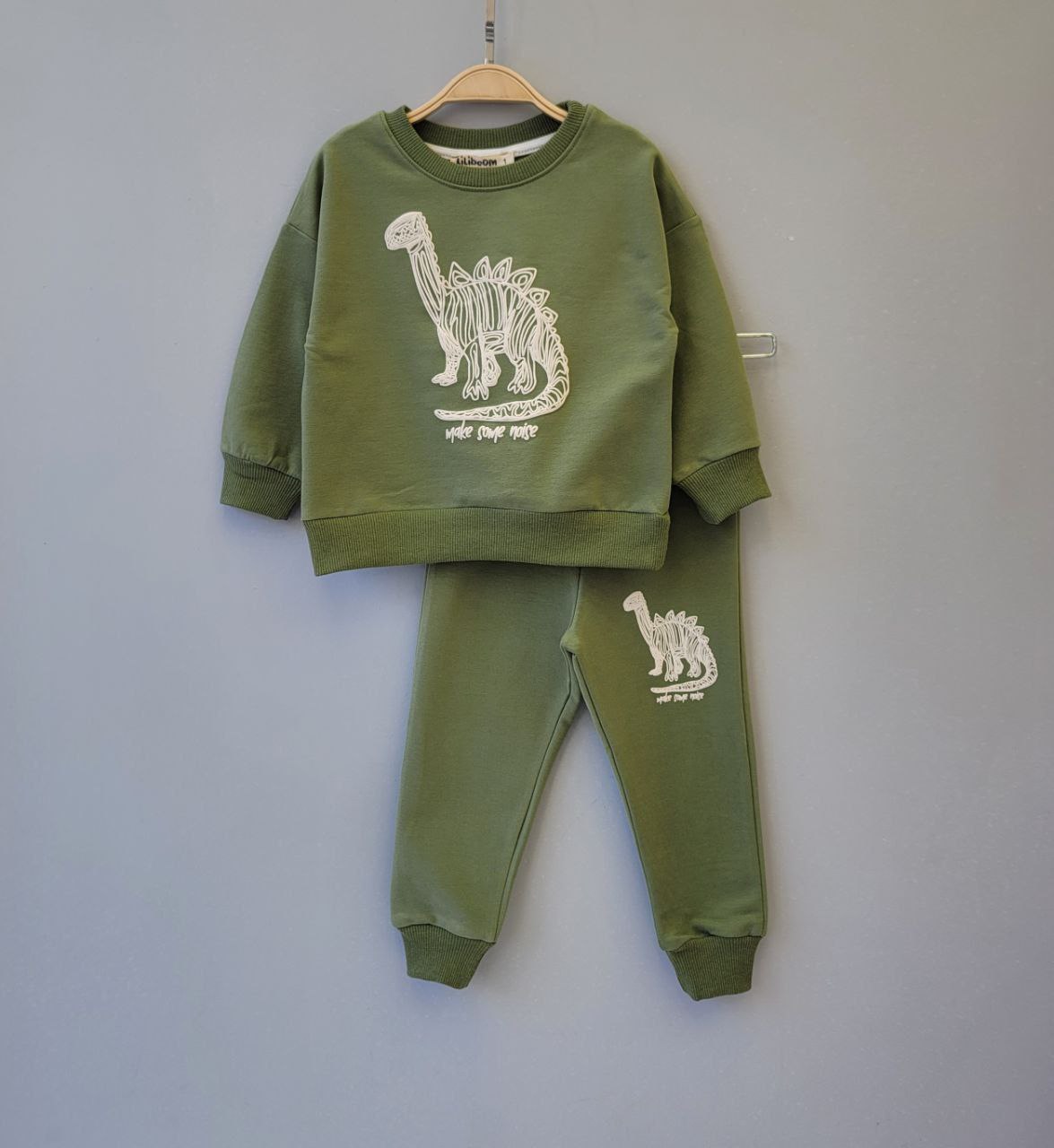 2 Делен комплет тренерки Dino noise