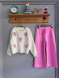 2 Делен плетен комплет со јагоди