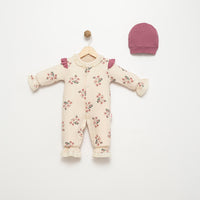 Шпикозни со фарбели и цветен принт и капа