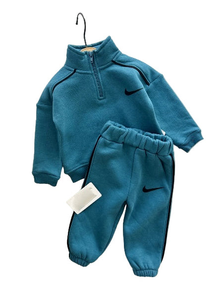 Еднобоен 2 Делен комплет тренерки