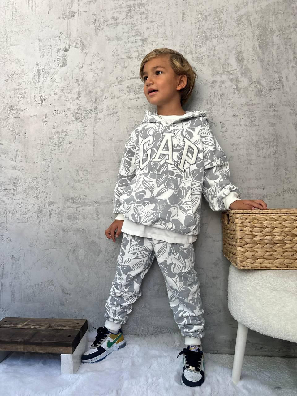 2 Делни шарени тренерки G