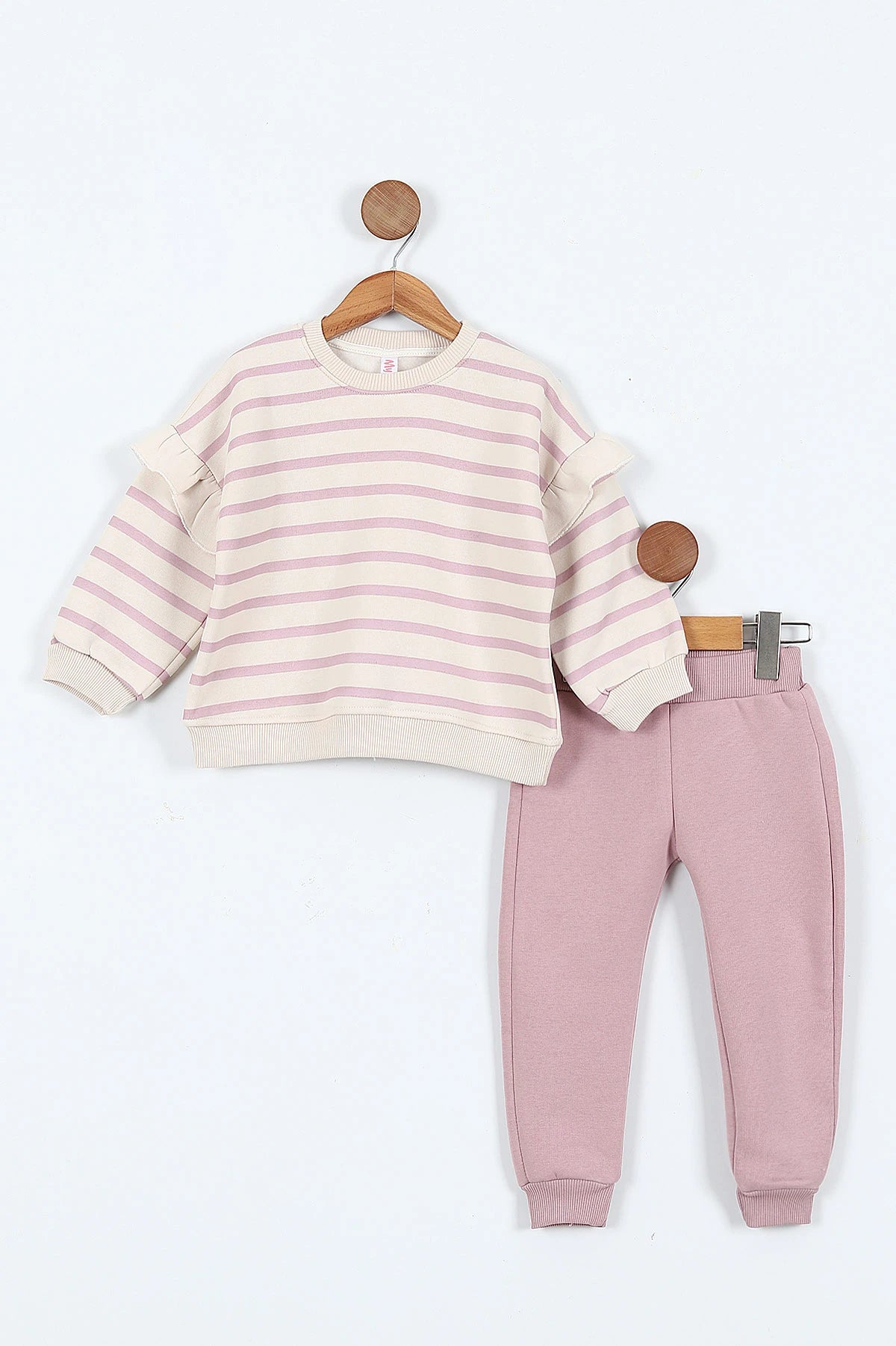 2 Делен комплет тренерки со фарбели