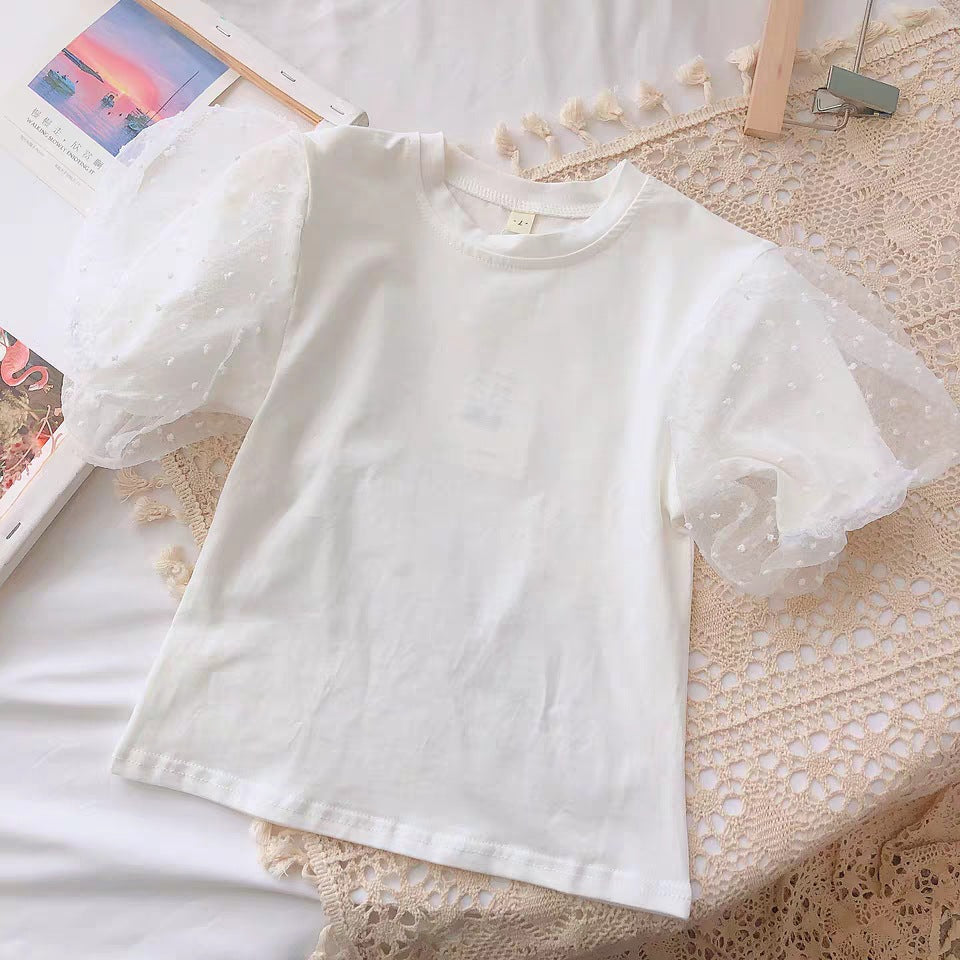 2 - Делен Комплет со Блуза на Кратки Ракави и Кратки Џинс Пантолони со Чипка