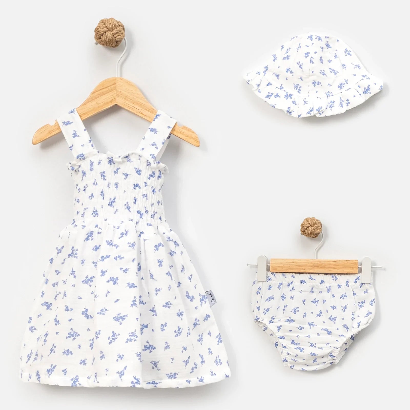 Комплет Фустанче, Гаќички и Шешир Floral