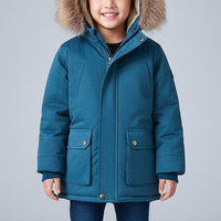 Зимска Јакна со Внатрешно Крзно и Капа