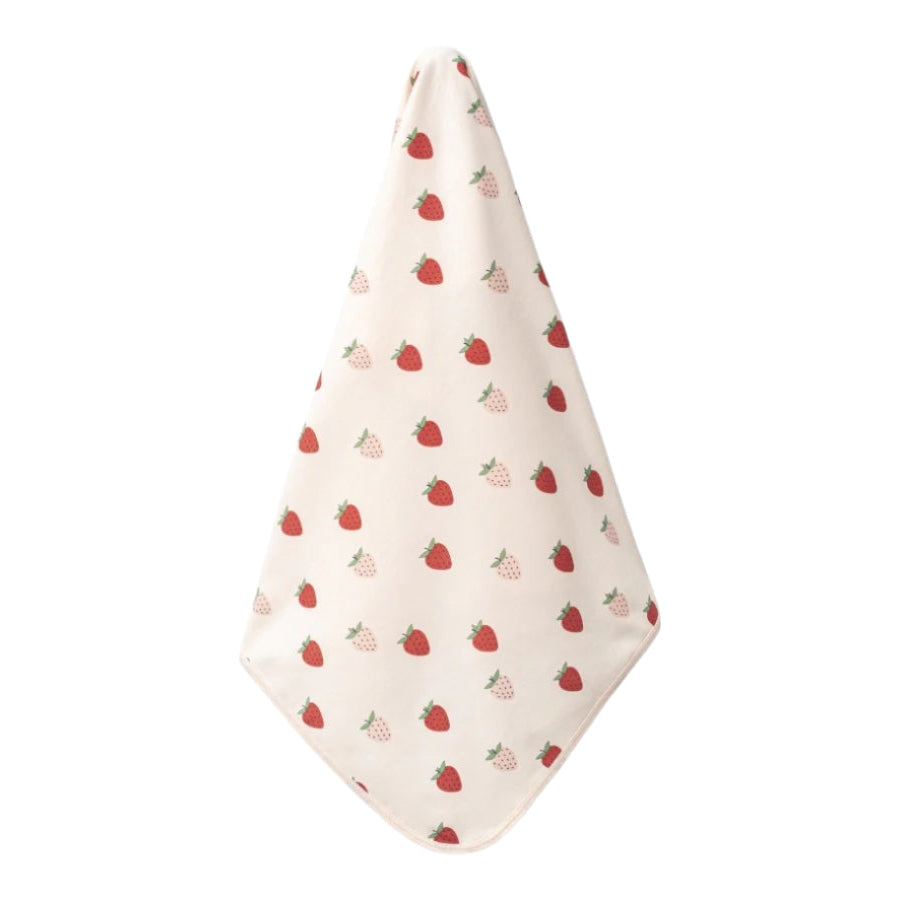 Памучна прекривка со јагоди