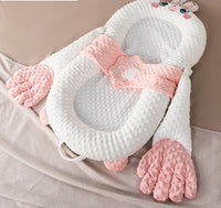 Мултифункционално бебешко гнездо со греење и смирувачки рачиња