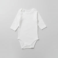 Бело боди со долги ракави