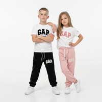 2 Делен спортски комплет маичка и тренерки