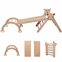 Montessori пиклеров триаголник за качување и забава