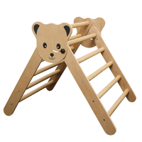 PIKLER дрвен сет за качување и забава