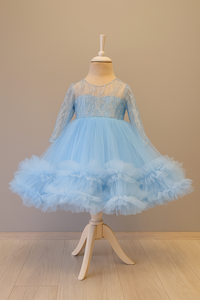 Бајковит свечен фустан со тул и чипка