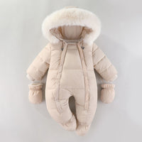 Зимски скафандер со ракавици