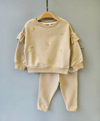 2 Делен комплет тренерки со цвеќиња