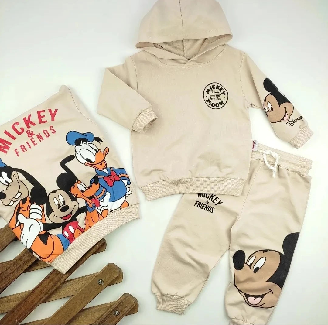 2 Делен комплет тренерки Мики и пријателите