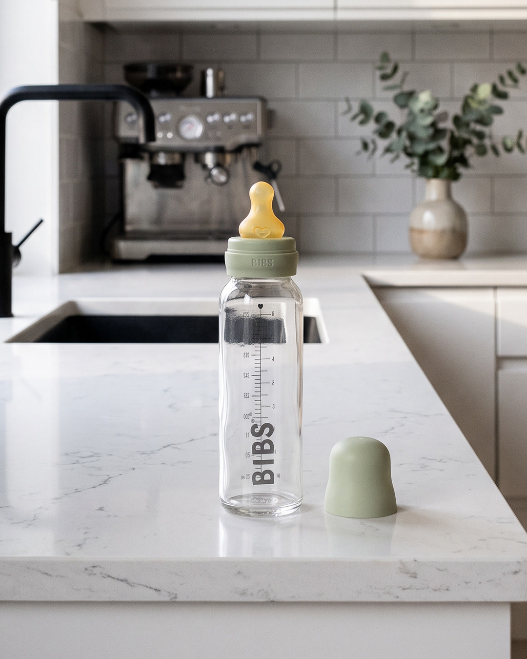 Стаклено Шишенце за Хранење Bibs 225ml.