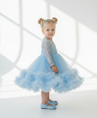 Бајковит свечен фустан со тул и чипка