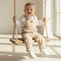 Комплет кошула и фармерски комбинезон Мече