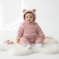 Крзнени шпикозни Мече