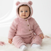 Крзнени шпикозни Мече