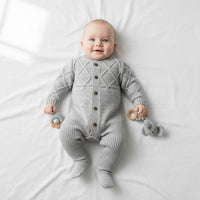 Плетени шпикозни со петличиња