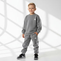 Детски тренерки со линии