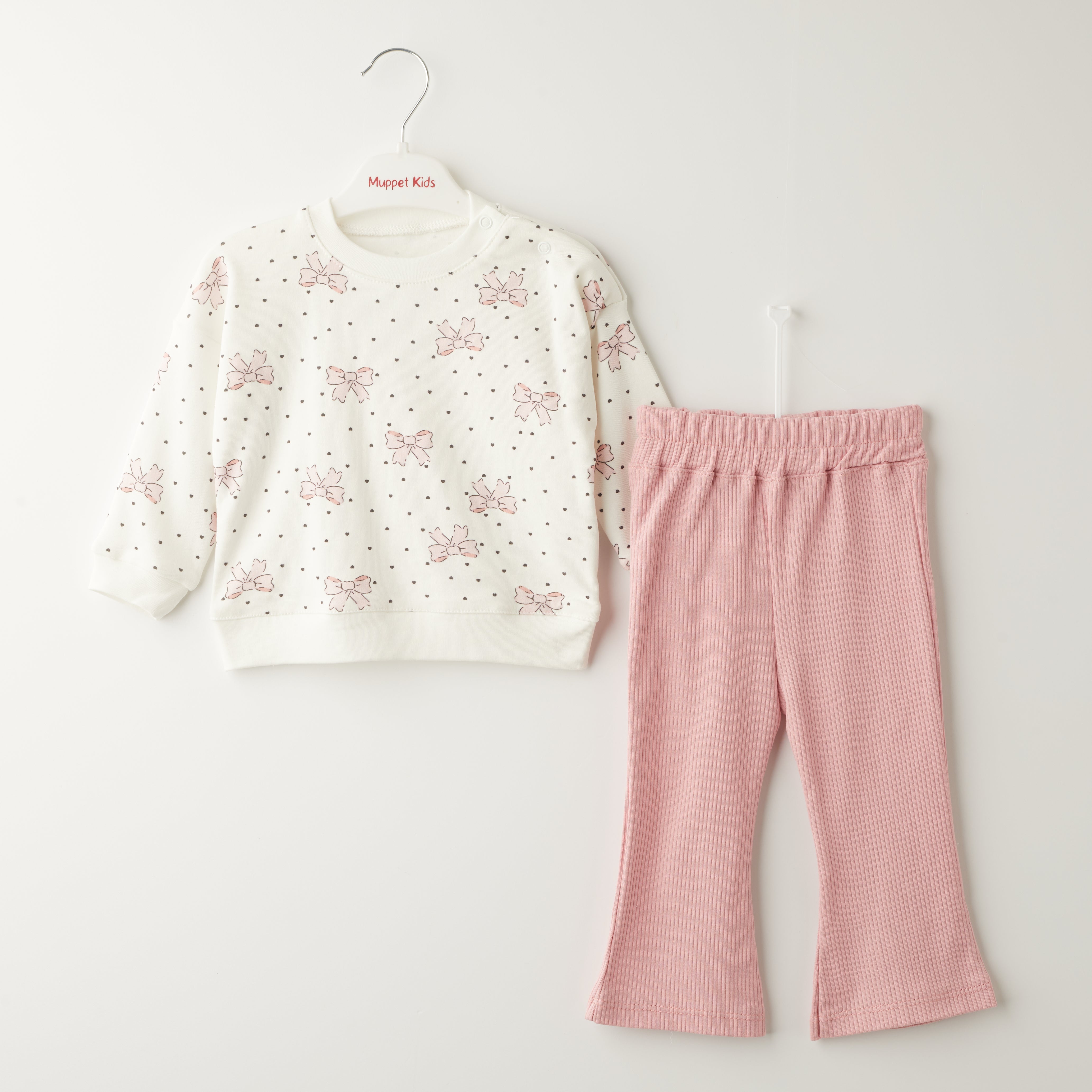 2 Делен комплет блуза со панделки и траперки