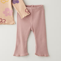 Комплет блуза со цветови и траперки со трака за коса