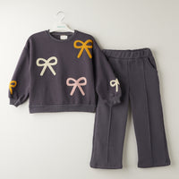 2 Делен комплет блуза со панделки и панталони