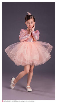 Елегантно фустанче со светки и тул